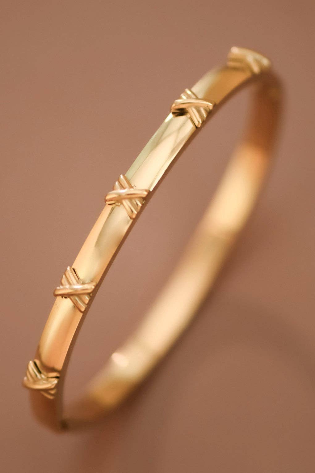 Hinged Bangle 18K Gold PVD Plated Waterproof Stainless Steel