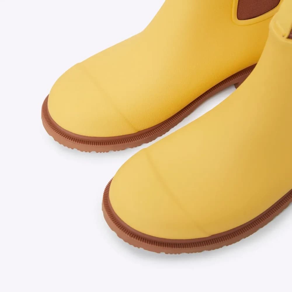 Merry People Sunflower Bobbi Rain Boot